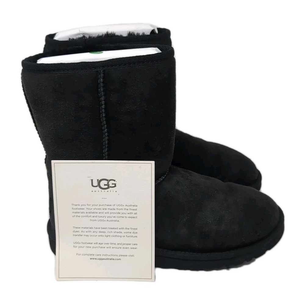 UGG Australia Short 5251 Sheepskin Boots Womens Size 6 US 36 EU Black Suede
